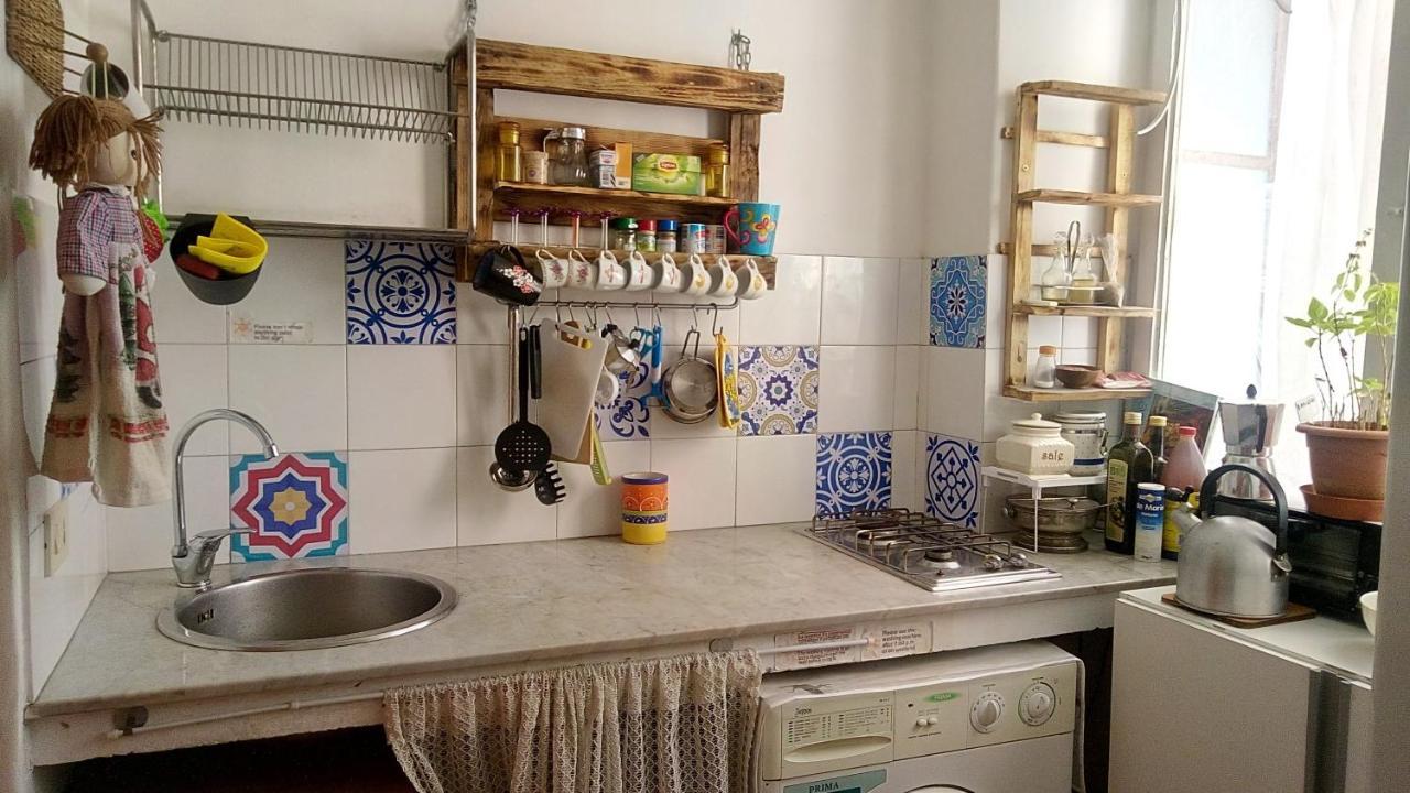 Kaleidos Guest House ปาแลร์โม ภายนอก รูปภาพ