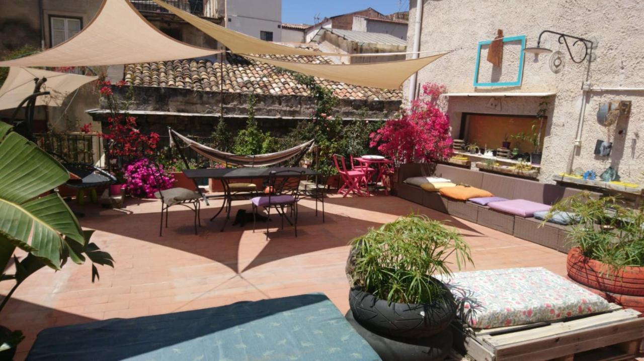 Kaleidos Guest House ปาแลร์โม ภายนอก รูปภาพ