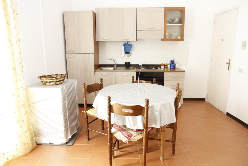 Kaleidos Guest House ปาแลร์โม ภายนอก รูปภาพ