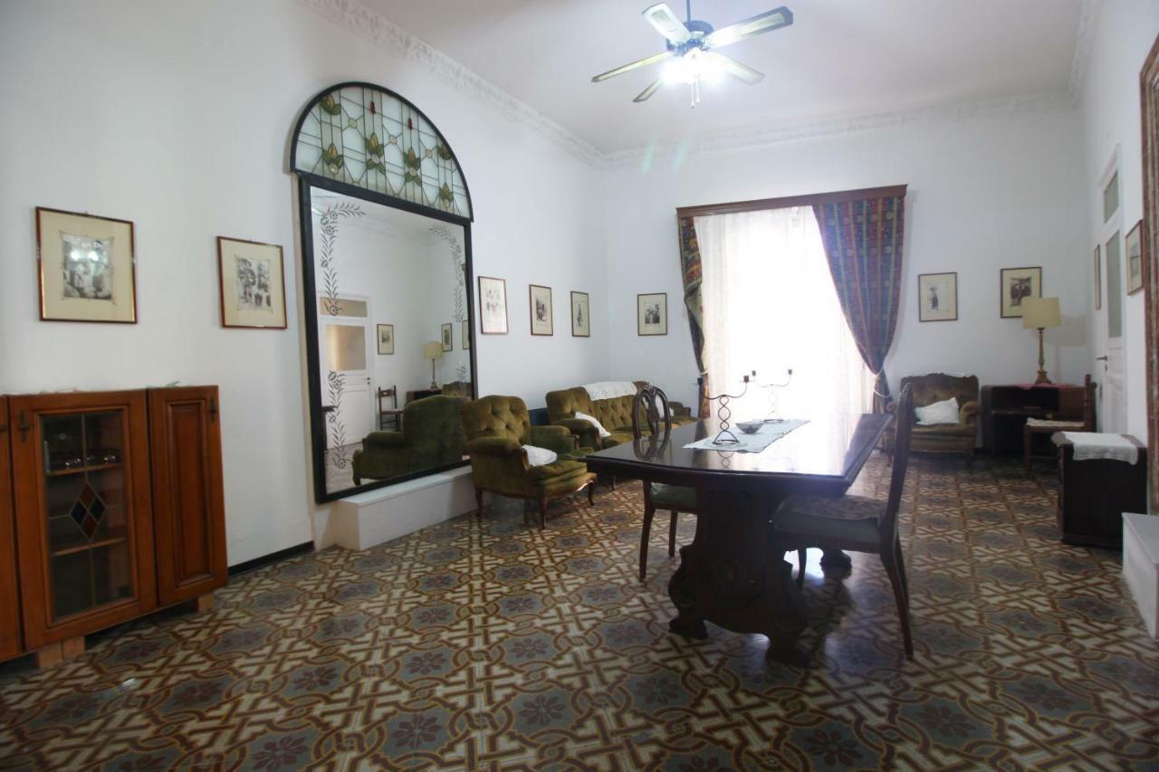 Kaleidos Guest House ปาแลร์โม ภายนอก รูปภาพ