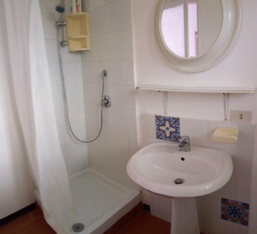 Kaleidos Guest House ปาแลร์โม ภายนอก รูปภาพ